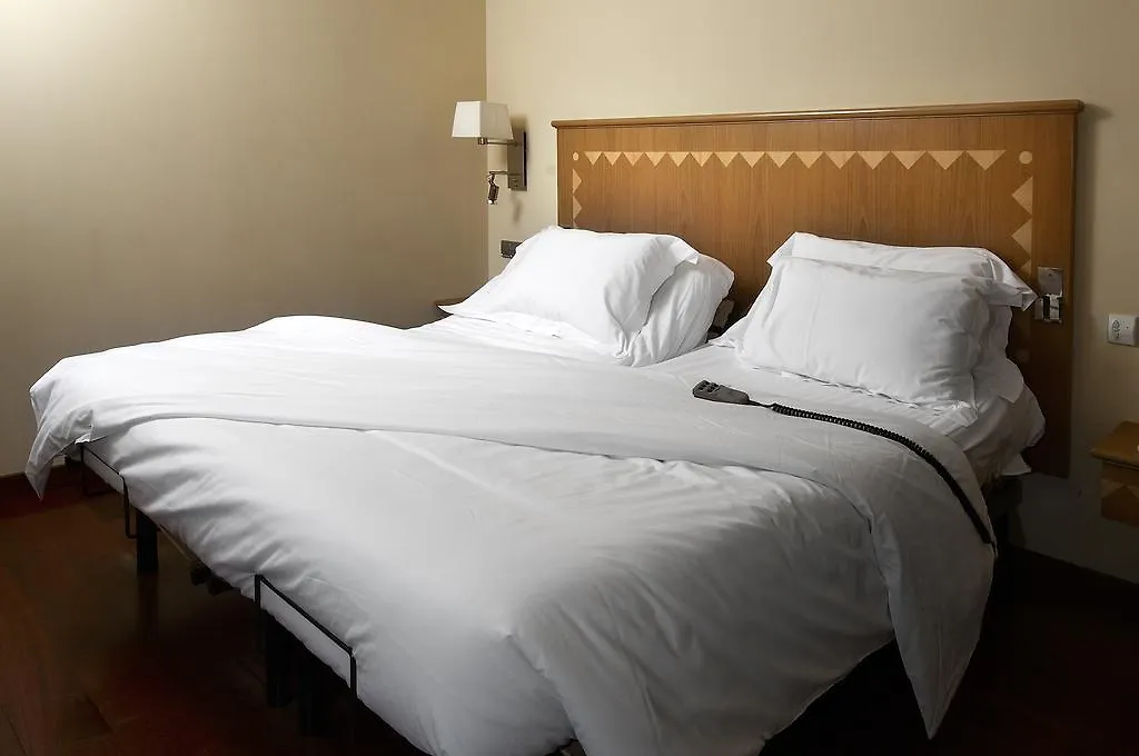 ****  ברצלונה Hotel Montecarlo ספרד
